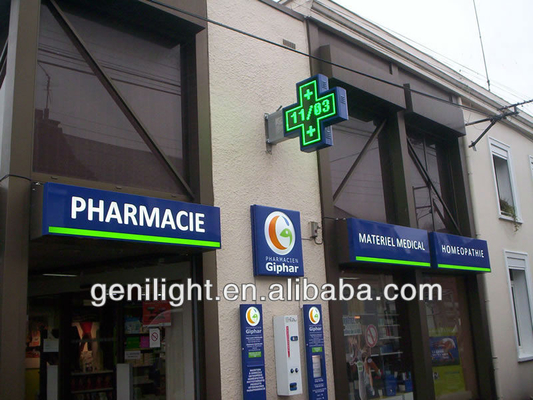 P16 P20 픽셀 RS232 RF 제어 통신과 함께 3D LED 약국 크로스 디스플레이 표시