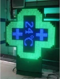 P16 P20 픽셀 RS232 RF 제어 통신과 함께 3D LED 약국 크로스 디스플레이 표시
