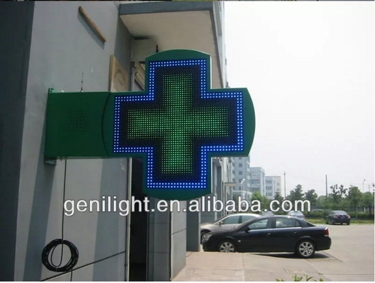 야외 디자인에서 약국을위한 높은 대비 비율 1200x1200 녹색 LED 크로스 디스플레이